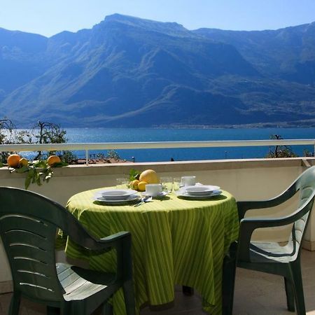Residence Villa Aranci Limone sul Garda Eksteriør bilde